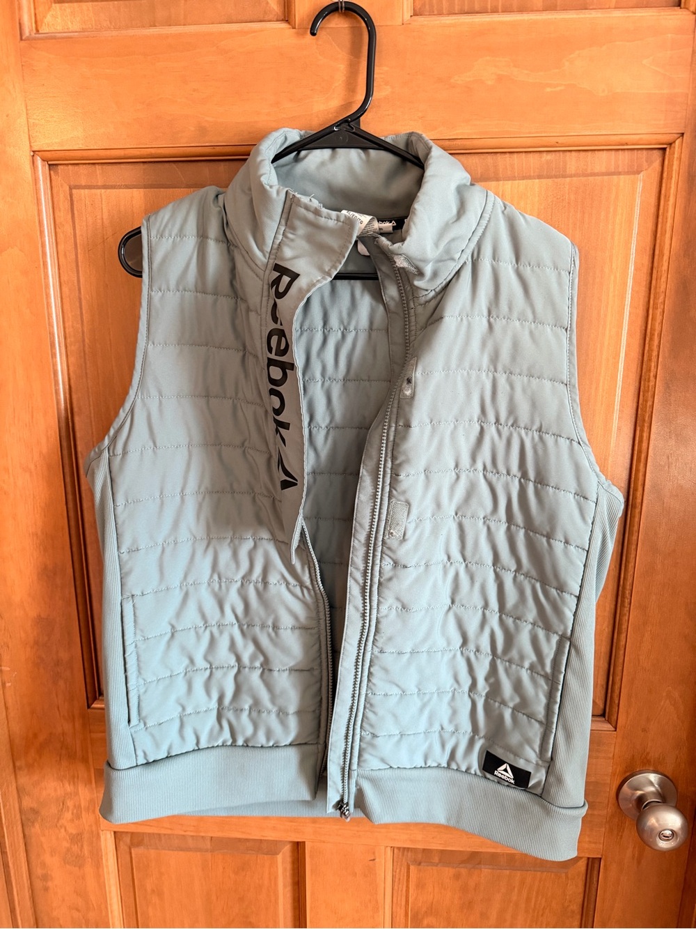 Reebok Quilted Puffer Vest in Sage Green
